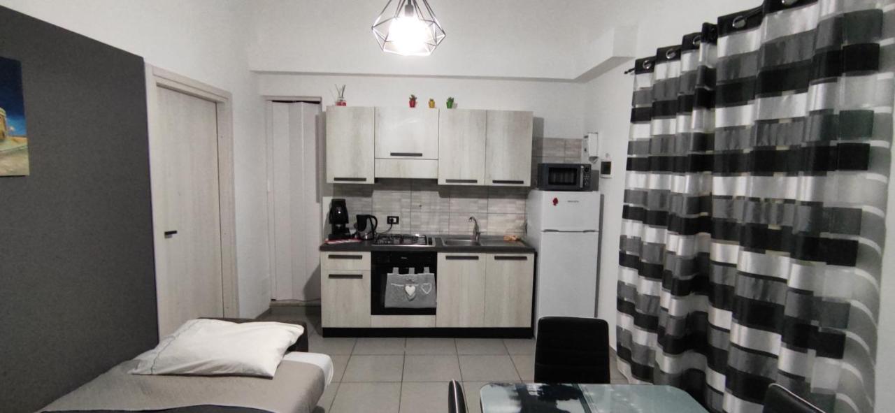 Casa Vacanze Campanella - Apartment At The Zisa Palermo Bagian luar foto