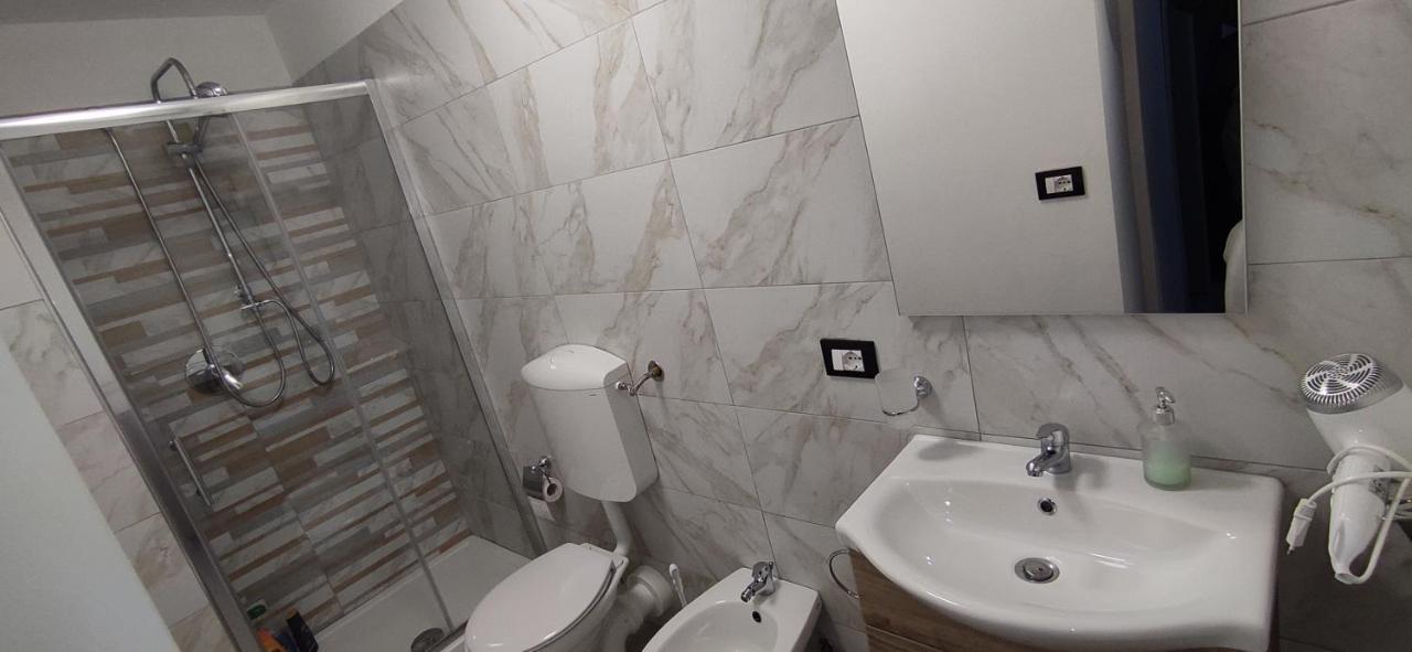 Casa Vacanze Campanella - Apartment At The Zisa Palermo Bagian luar foto