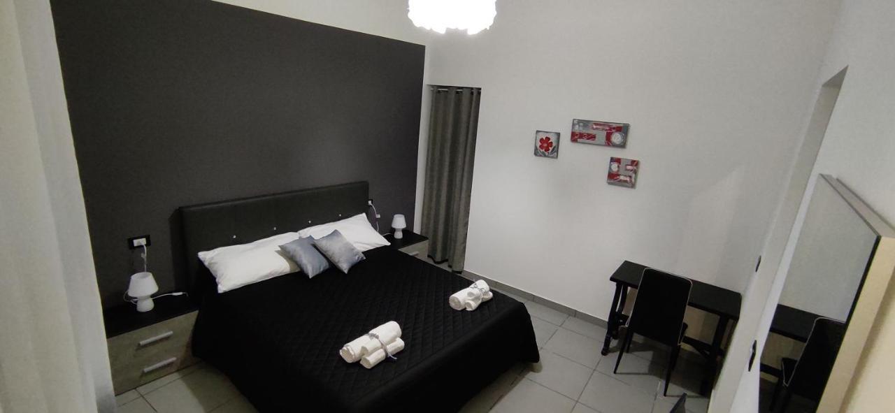 Casa Vacanze Campanella - Apartment At The Zisa Palermo Bagian luar foto