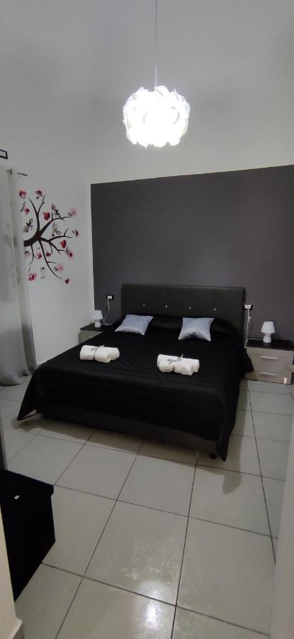 Casa Vacanze Campanella - Apartment At The Zisa Palermo Bagian luar foto