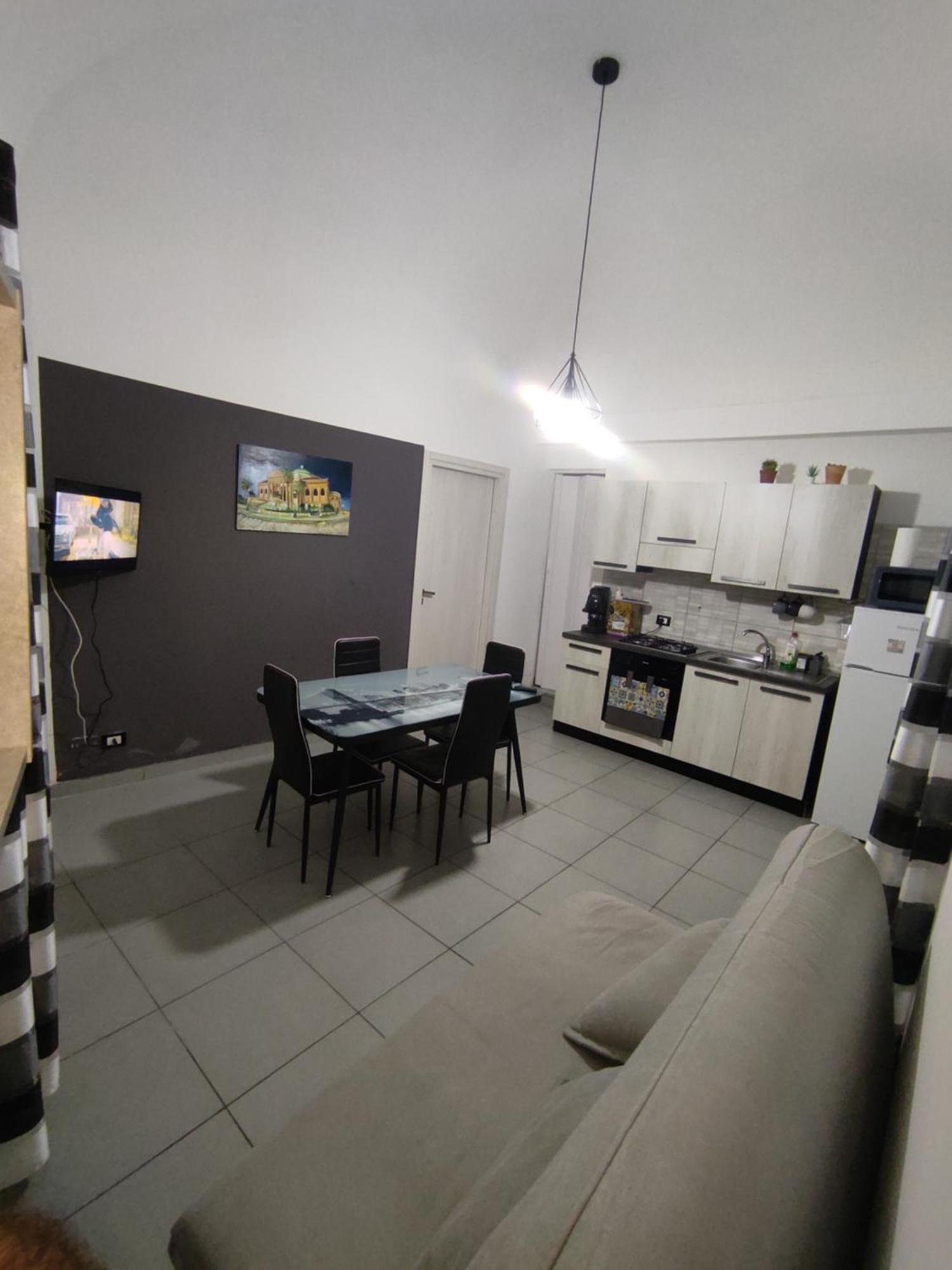 Casa Vacanze Campanella - Apartment At The Zisa Palermo Bagian luar foto